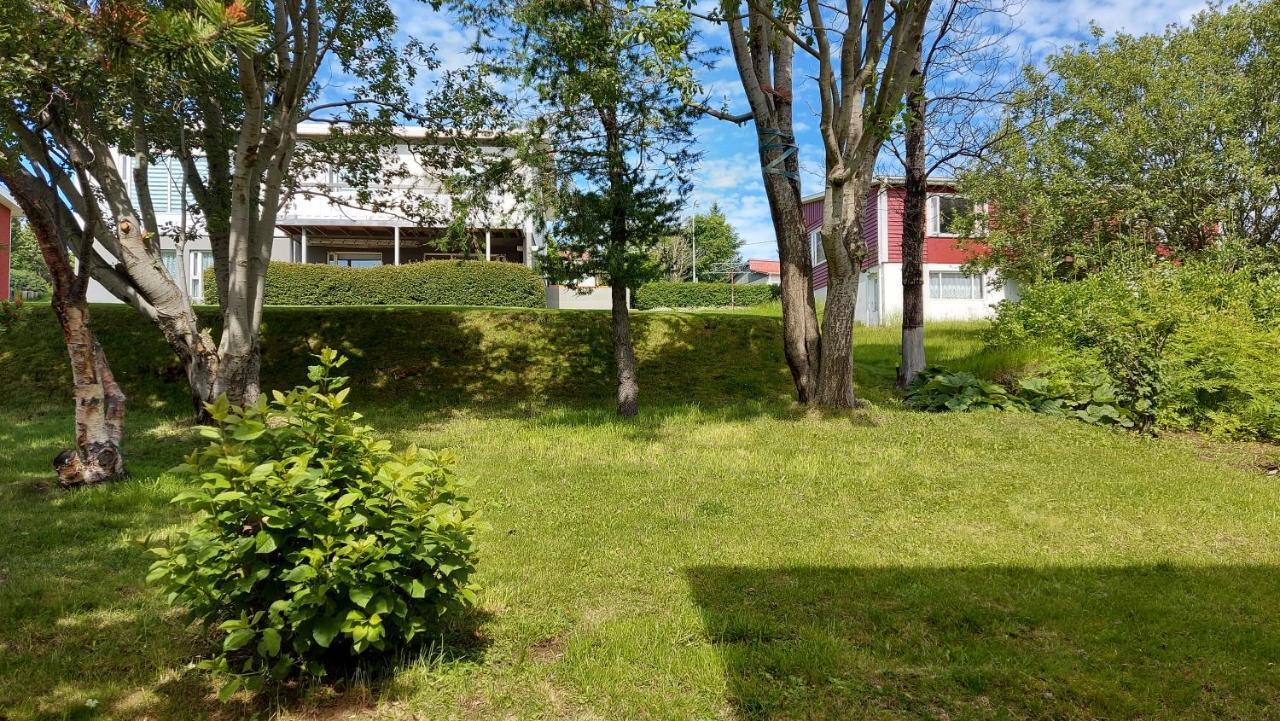 B&B Rooms Husavik 3 ภายนอก รูปภาพ